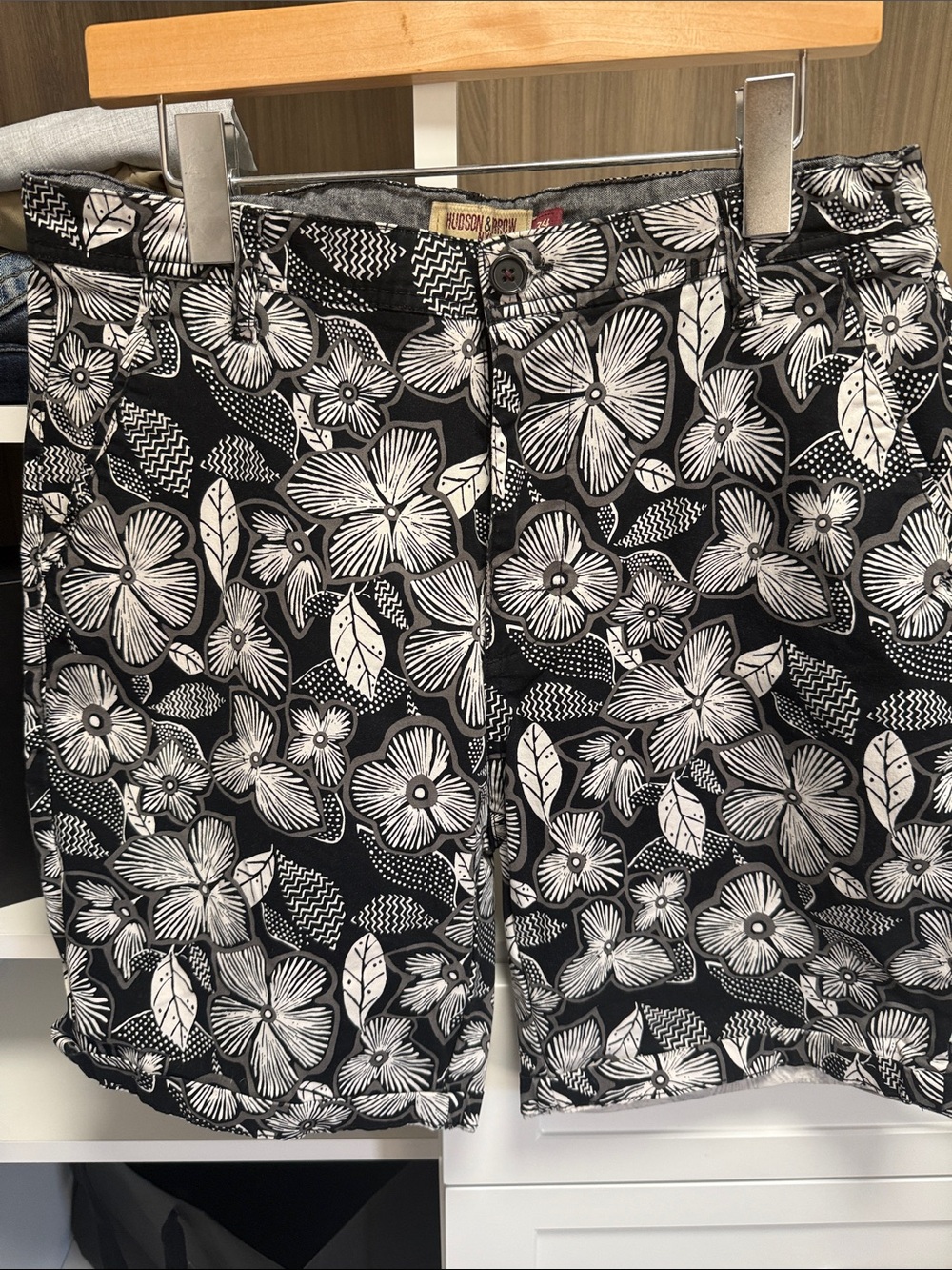 Black & White Floral Button-Front Shorts
